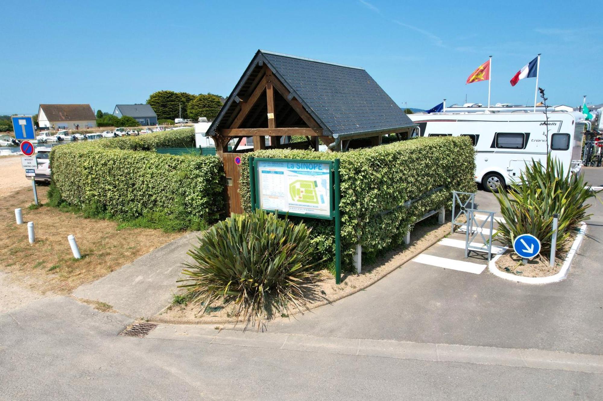 Camping La Sinope Quinéville Extérieur photo