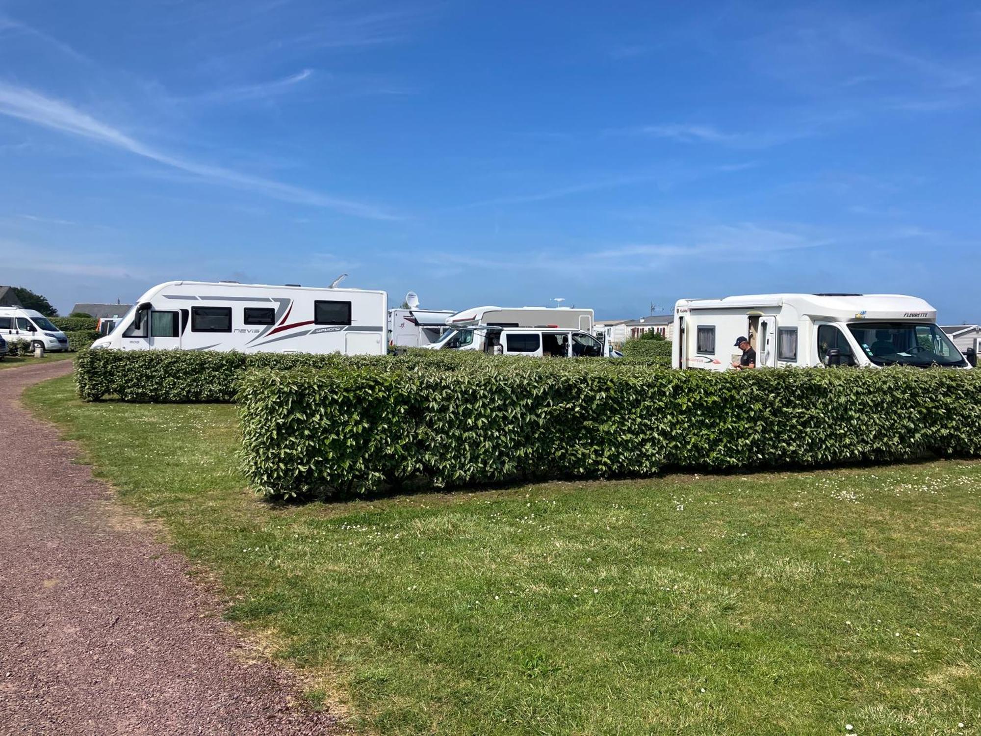Camping La Sinope Quinéville Extérieur photo
